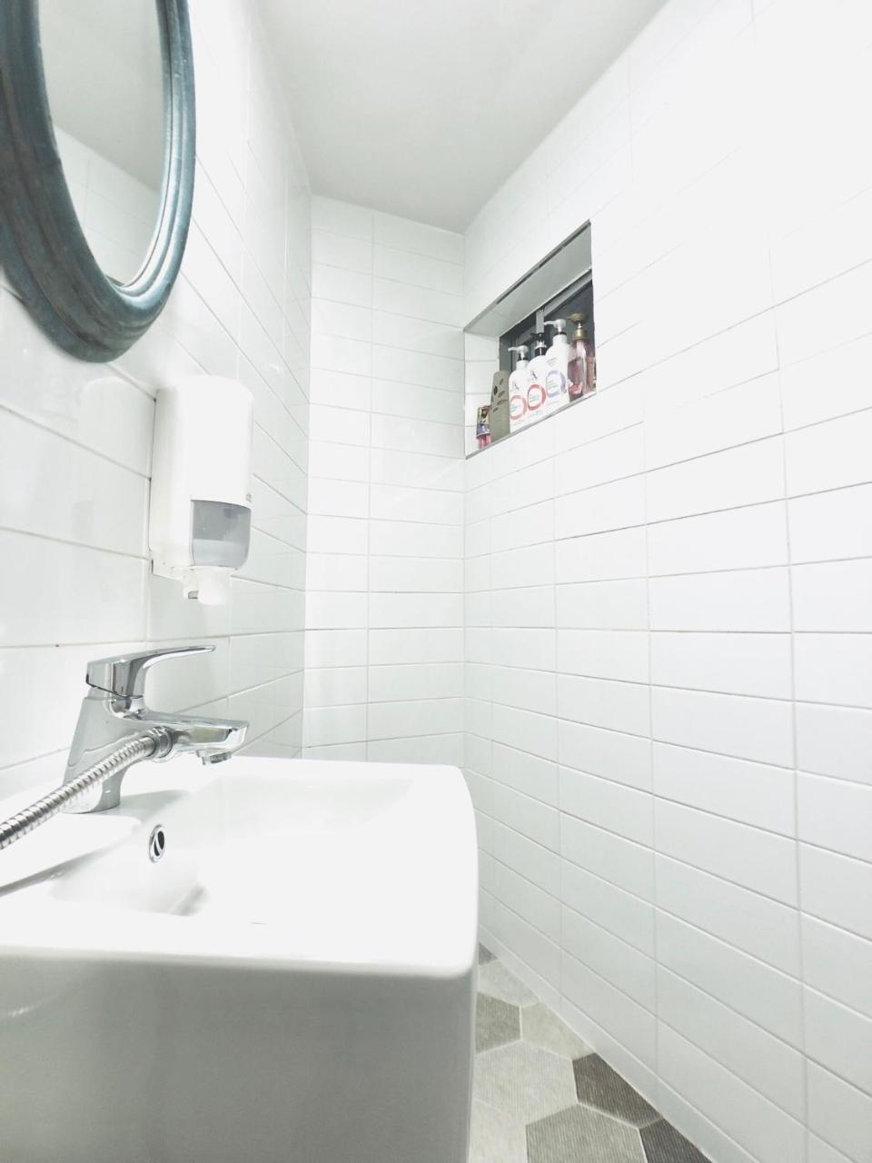Apelbaum2 Hongdae Hotel Seoul Ngoại thất bức ảnh